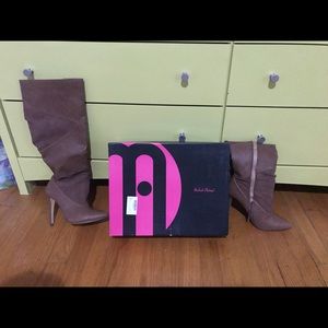 Micheal Antonio Boots